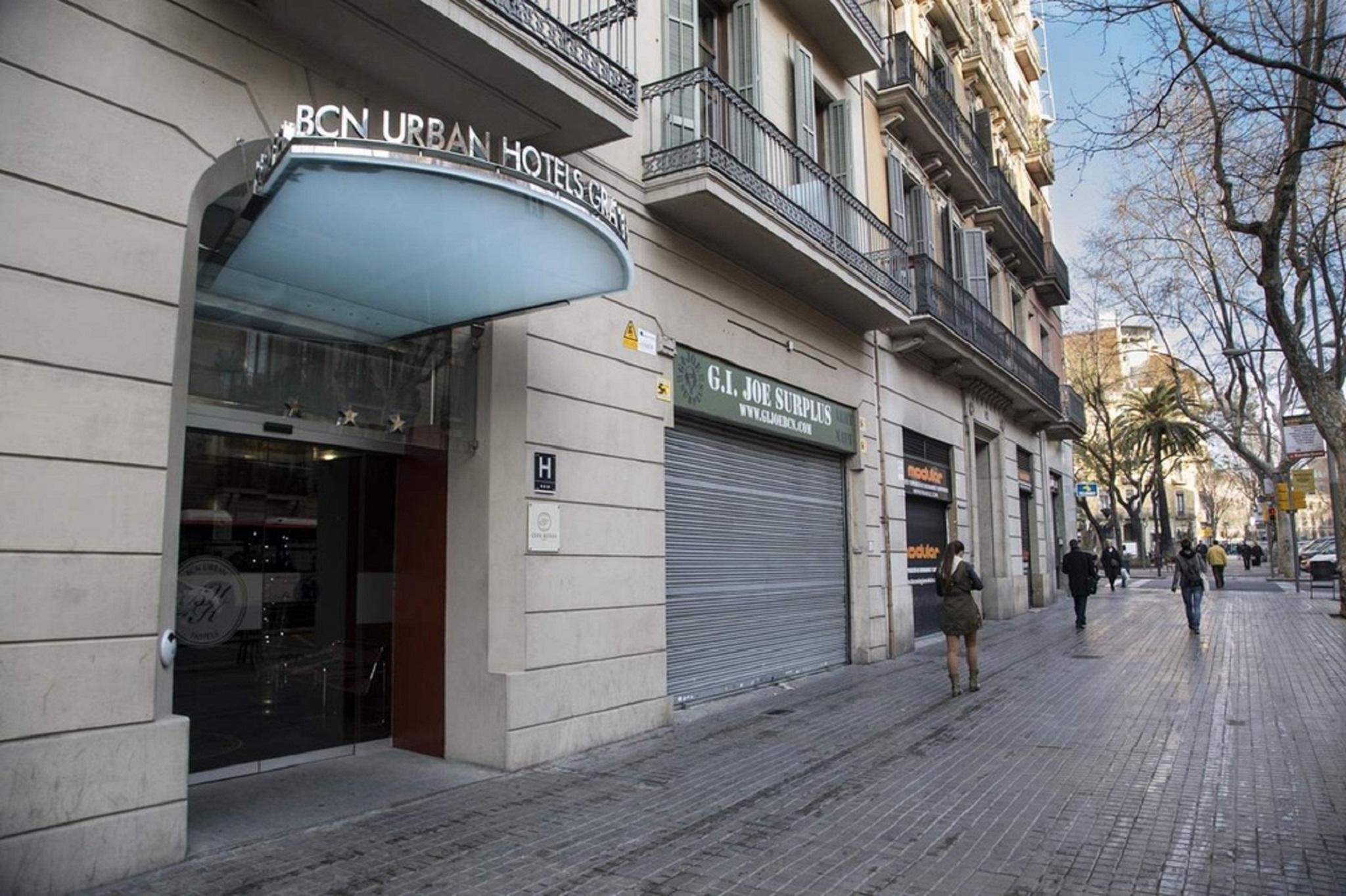 Libere Barcelona Sant Antoni Aparthotel Exteriör bild