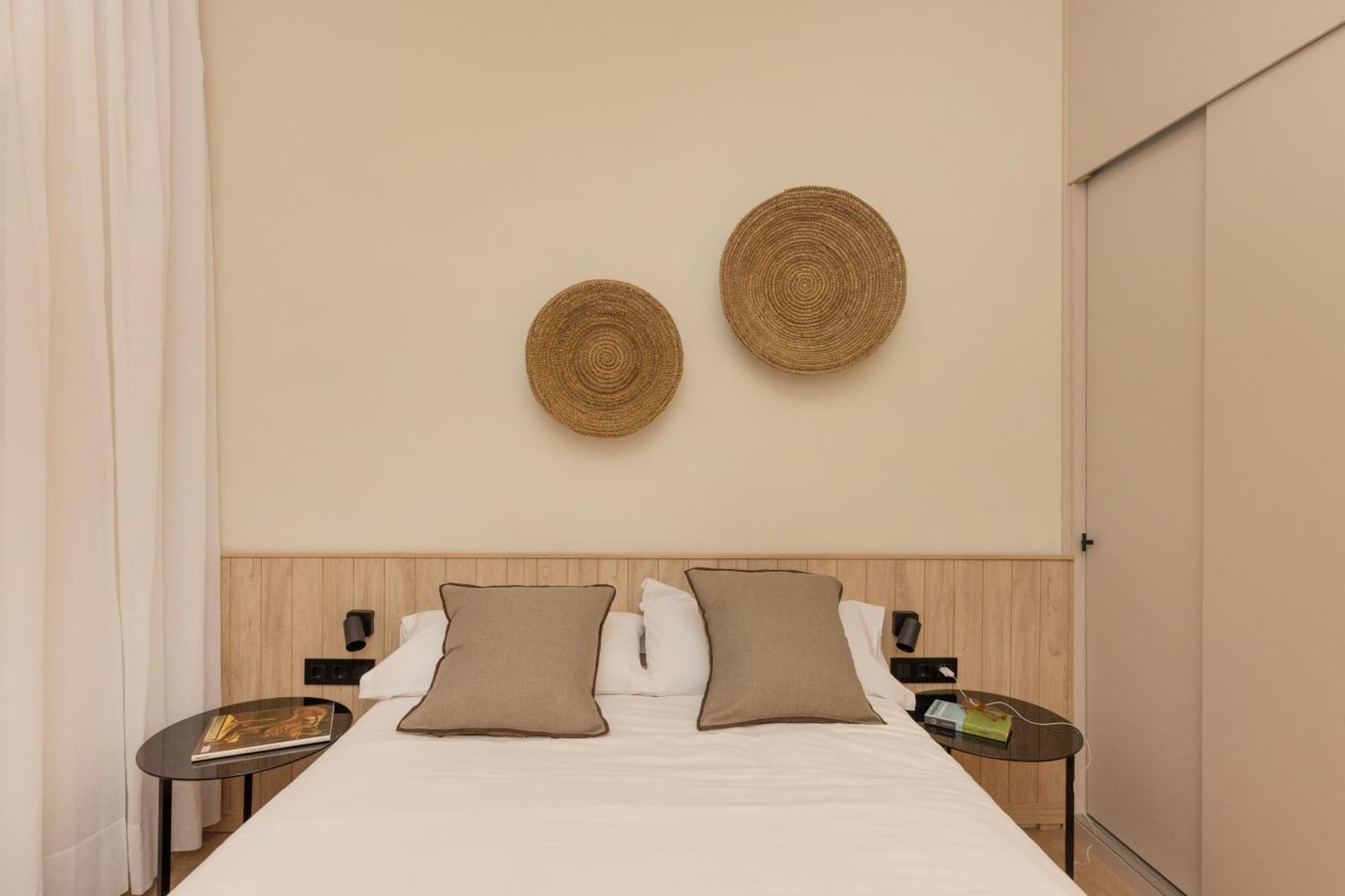 Libere Barcelona Sant Antoni Aparthotel Rum bild