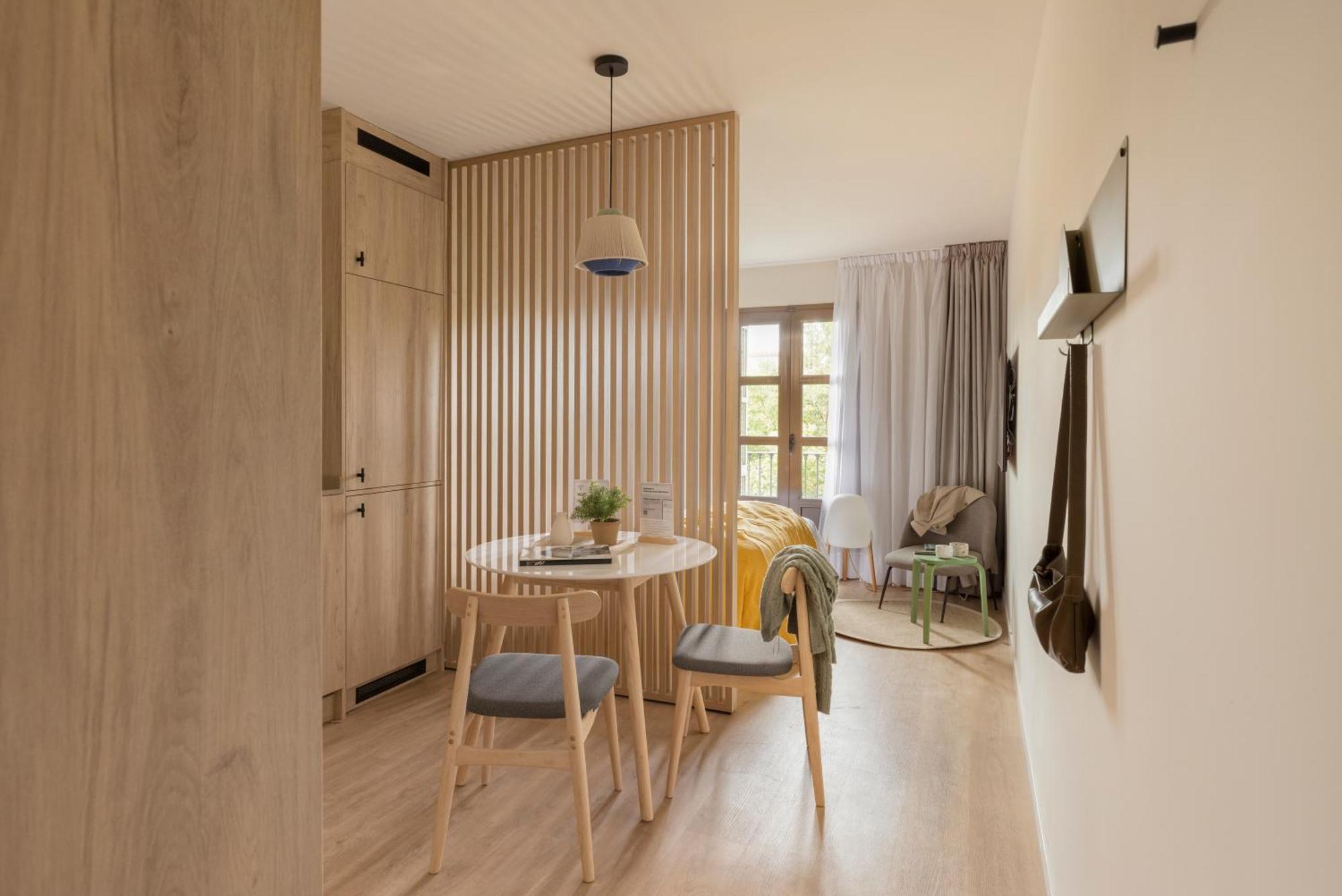 Libere Barcelona Sant Antoni Aparthotel Exteriör bild